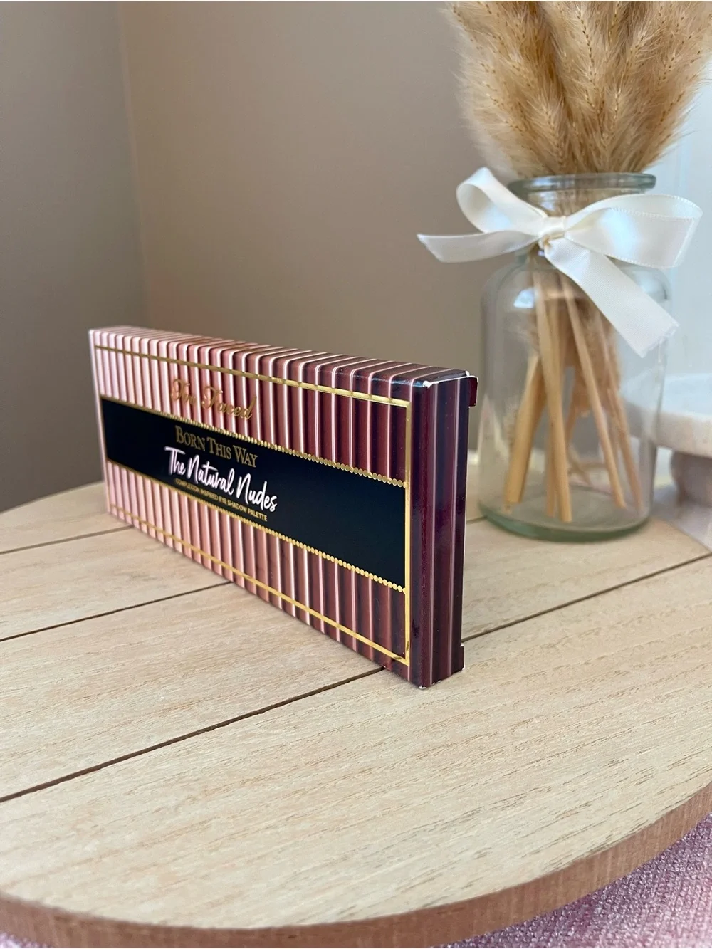 Too Faced 16 modern